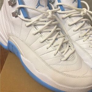 Jordan Kids Sneakers in White and Blue